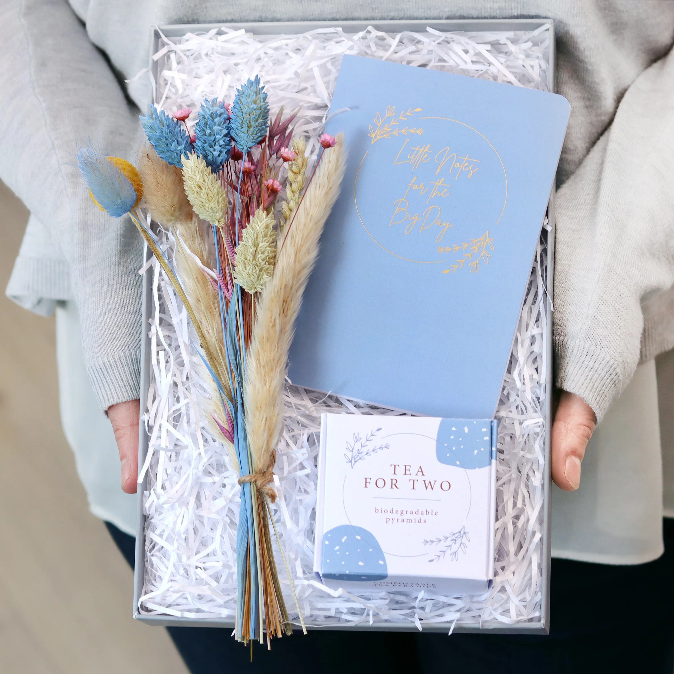 Engagement Floral Letterbox Gift Set